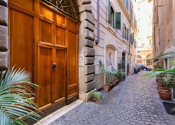 Piazza Navona Adorable